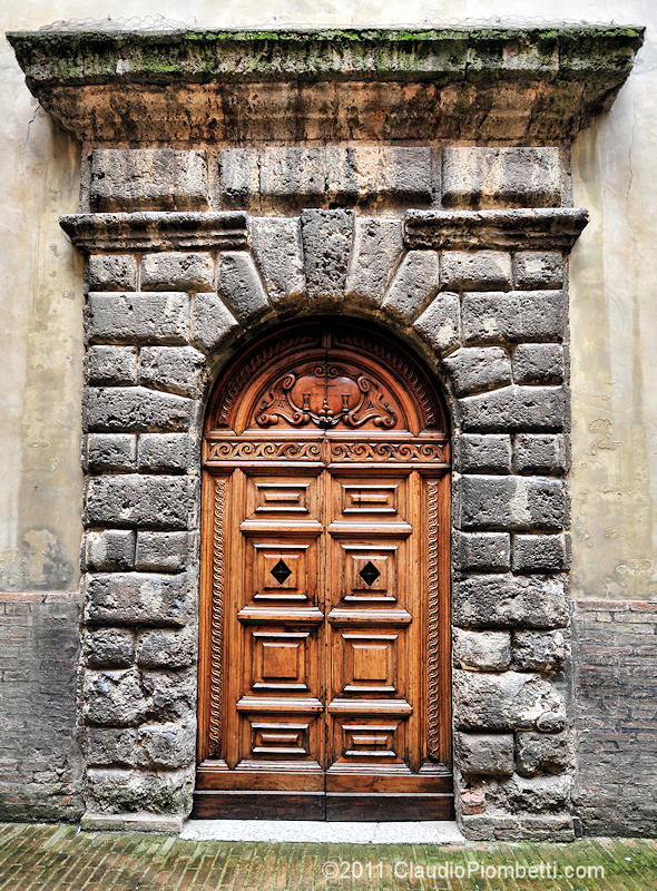Door in Urbino #1