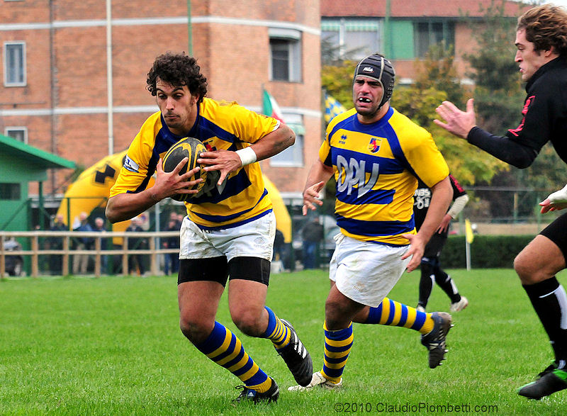 An action of the rugby match